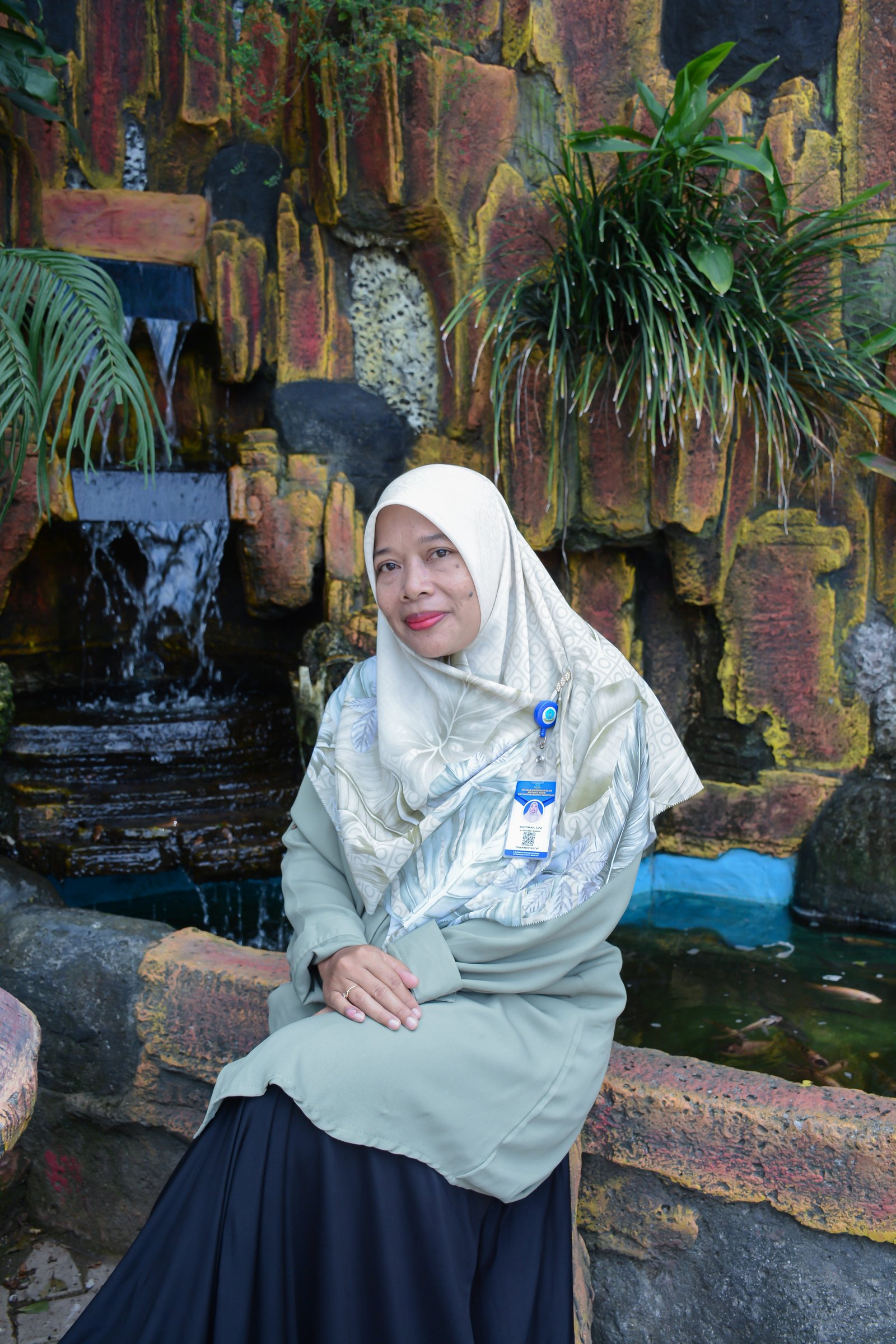 Foto Guru Baru