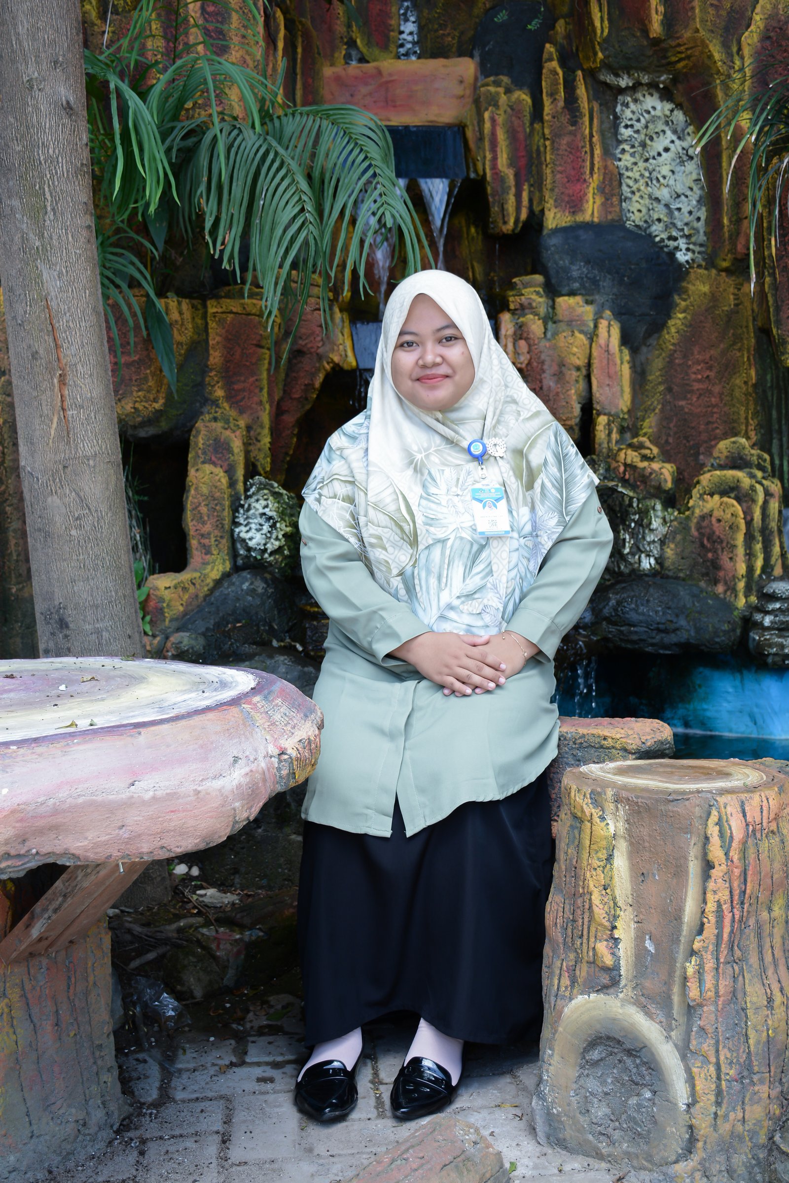 Foto Guru Baru