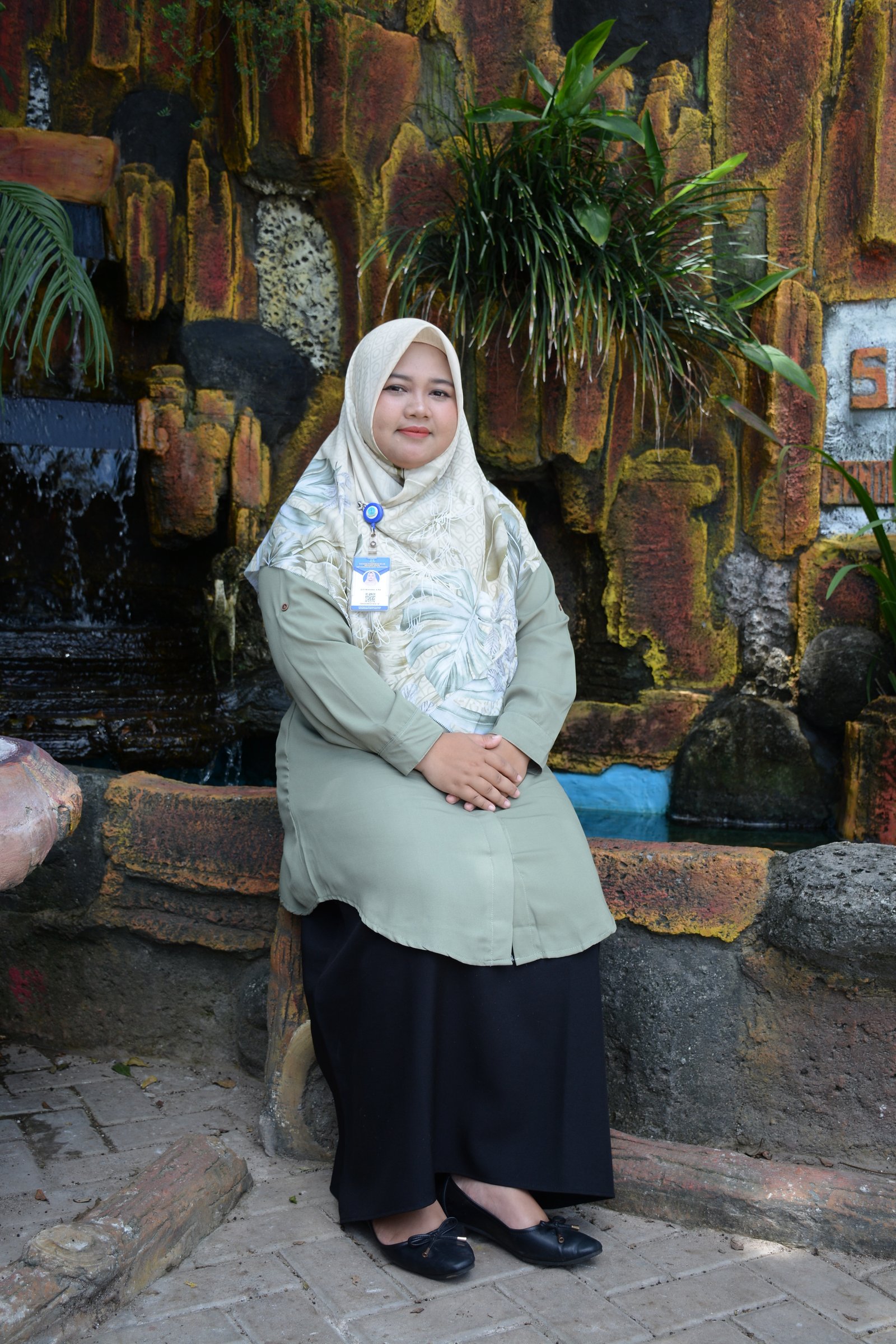 Foto Guru Baru